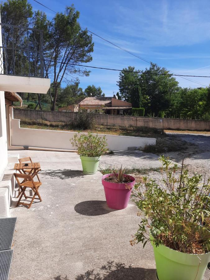 Location Venelles Villa Dış mekan fotoğraf